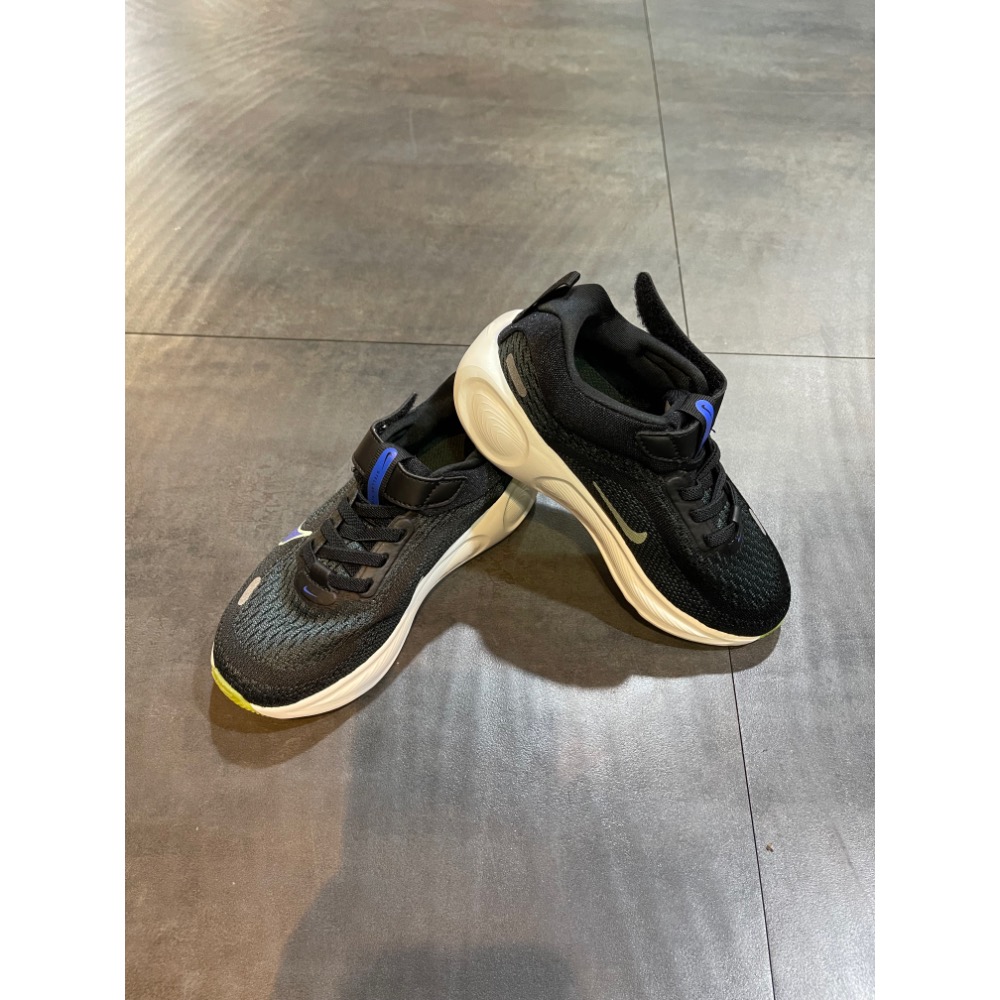🌹斑馬團🌹Nike 慢跑鞋/中童鞋/童鞋/魔鬼氈/方便/舒適/柔軟/搶手貨/秒殺款/HQ3267-010-細節圖4