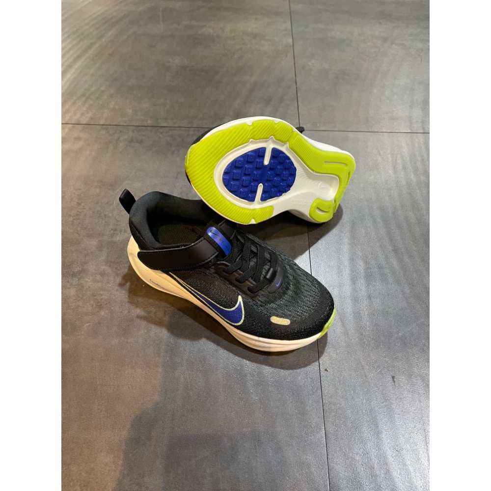 🌹斑馬團🌹Nike 慢跑鞋/中童鞋/童鞋/魔鬼氈/方便/舒適/柔軟/搶手貨/秒殺款/HQ3267-010-細節圖5