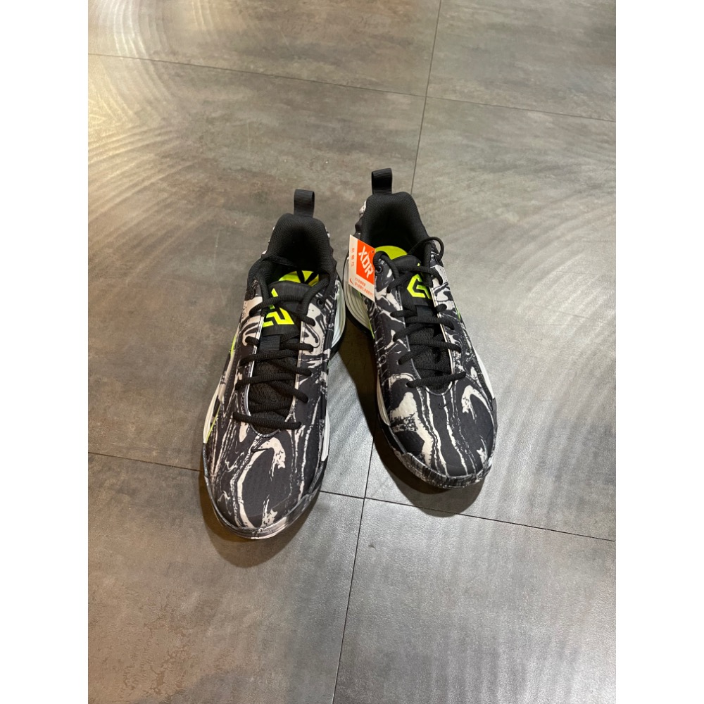 🌹斑馬團🌹Nike Freak 籃球鞋/男鞋/GIANNIS/字母哥/耐磨/US13/IM5131-002-細節圖2