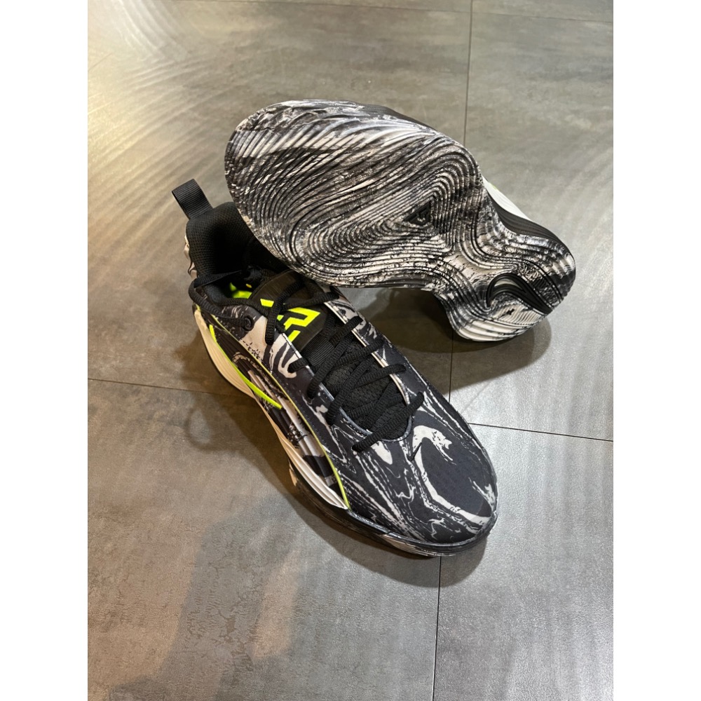 🌹斑馬團🌹Nike Freak 籃球鞋/男鞋/GIANNIS/字母哥/耐磨/US13/IM5131-002-細節圖4
