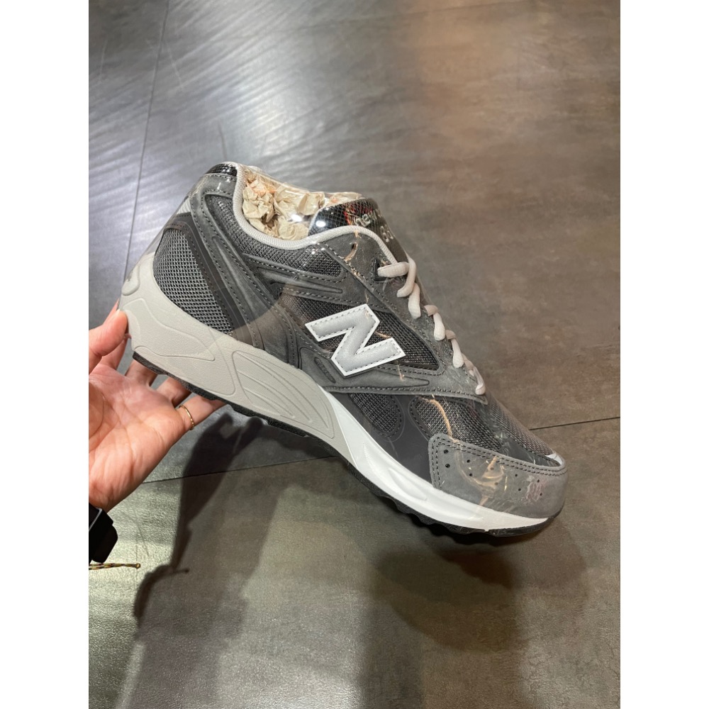 🌹斑馬團🌹Newbalance 880R慢跑鞋/男鞋/女鞋/全尺寸/柔軟/舒適/百搭/輕量/時尚/U880R3TR-細節圖8