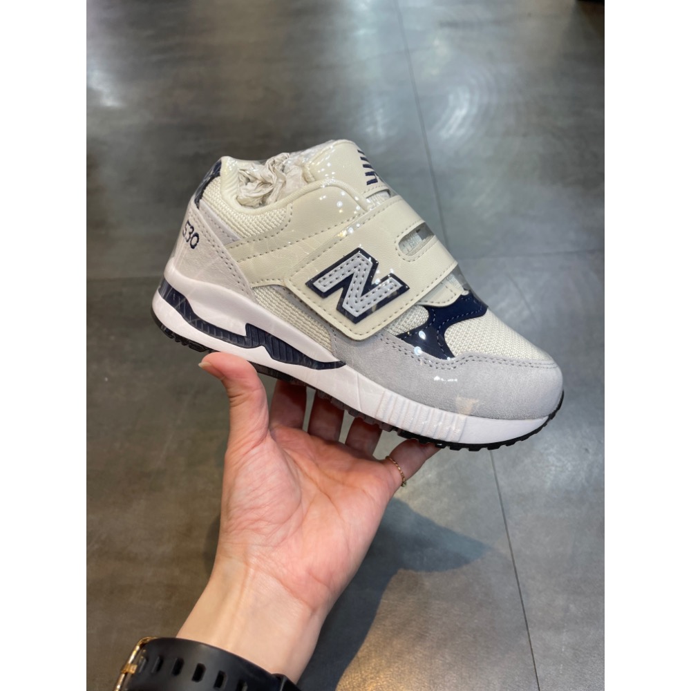 🌹斑馬團🌹Newbalance 530慢跑鞋/中童鞋/童鞋/魔鬼氈/潮流/時尚/方便/舒適/快速出貨/KV530SP-細節圖2