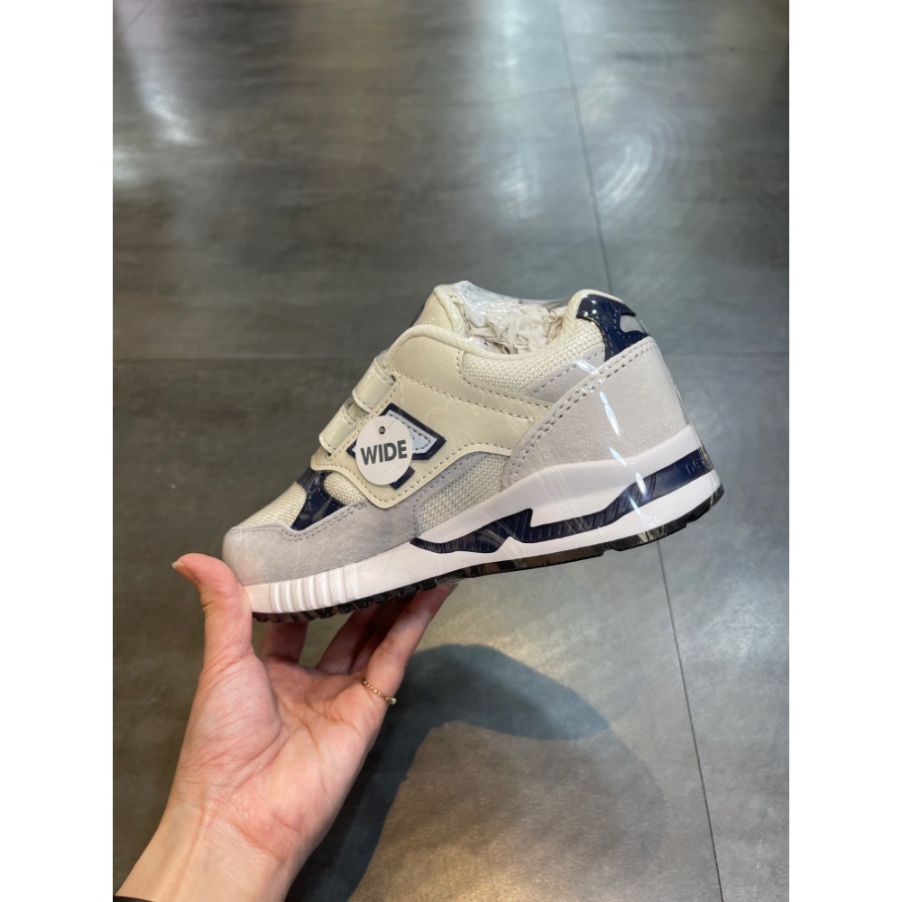 🌹斑馬團🌹Newbalance 530慢跑鞋/中童鞋/童鞋/魔鬼氈/潮流/時尚/方便/舒適/快速出貨/KV530SP-細節圖4