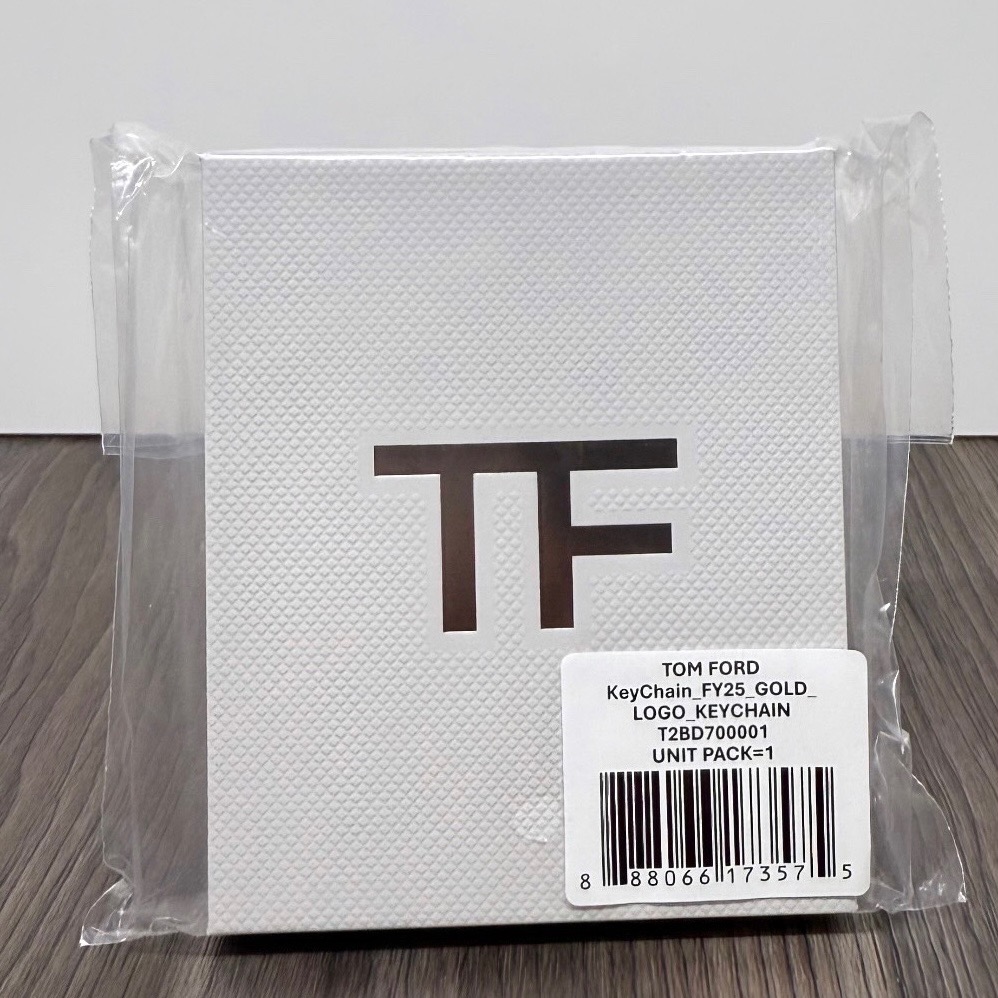 限量 TF Tom Ford 湯姆福特 限量 金 方牌 鑰匙圈 吊飾 原廠正貨商品-細節圖3