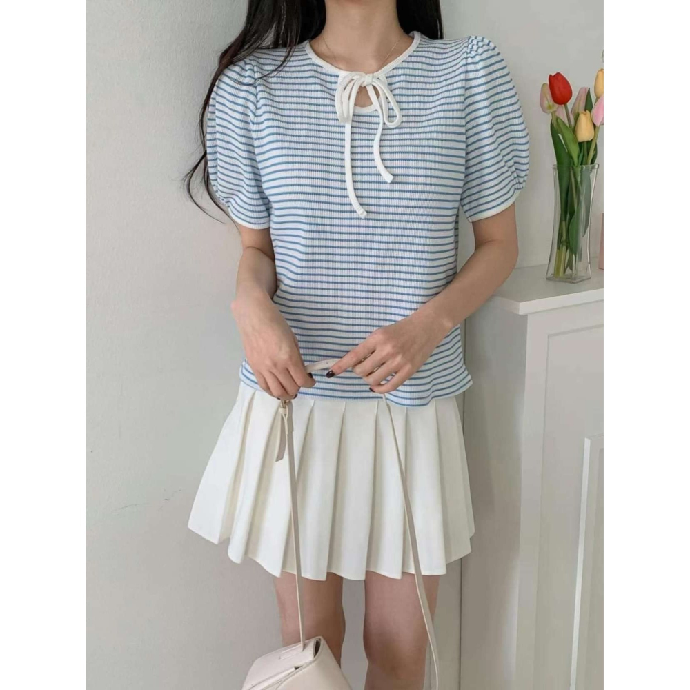 正韓泡泡袖綁帶條紋造型上衣-細節圖6