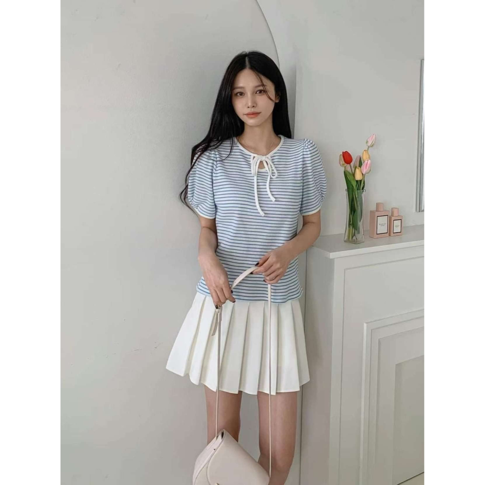 正韓泡泡袖綁帶條紋造型上衣-細節圖9
