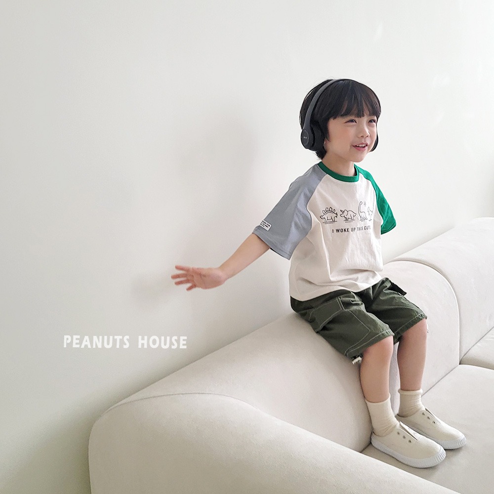 正韓童裝 PEANUT HOUSE 對稱拼袖恐龍好可愛上衣-細節圖7