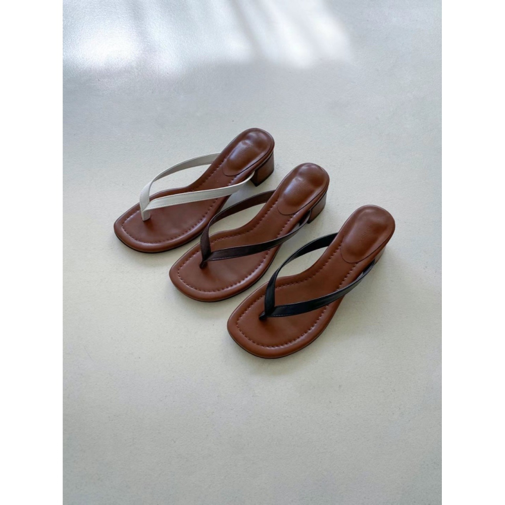 韓國女裝女鞋 Hobbies 夾腳粗中跟拖鞋-細節圖9