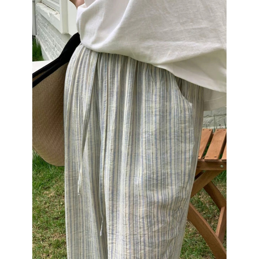 韓國女裝 Areing  淡藍直條紋抽繩褲-細節圖8