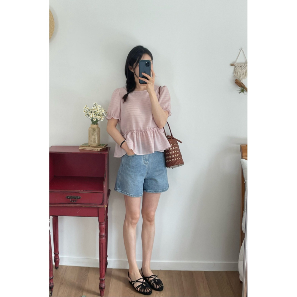 韓國女裝 Jne 優雅荷葉邊圓領短袖襯衫型上衣-細節圖2