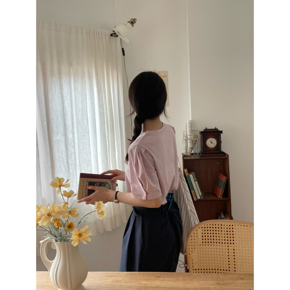 韓國女裝 Jne 抓摺公主袖釦印花T恤-細節圖4