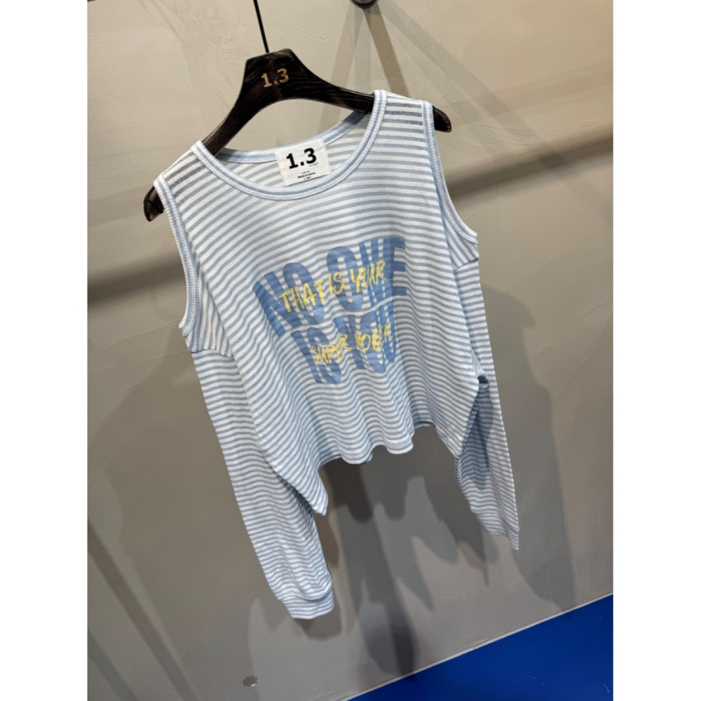 韓國女裝 Onethree 橫條挖肩T恤-細節圖8