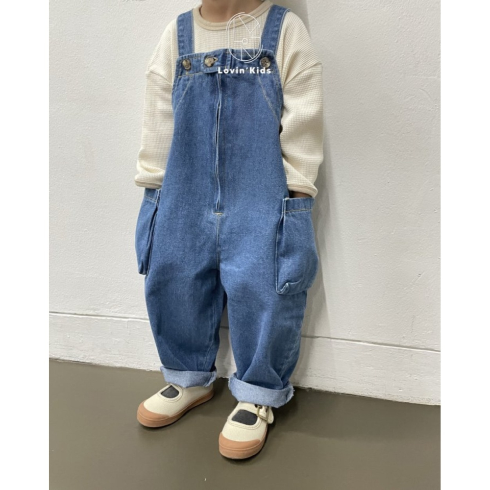 正韓童裝 SPIN 大口袋寬版牛仔吊帶褲-細節圖3