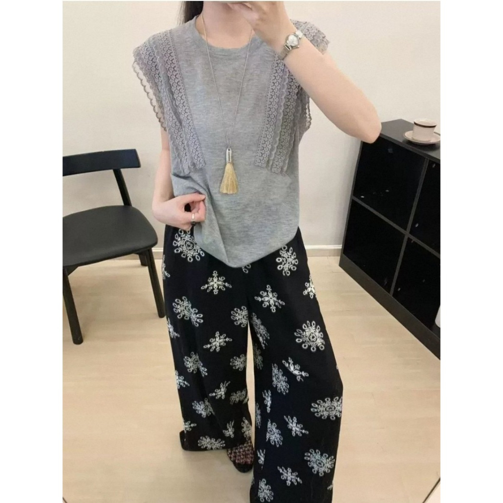 韓國女裝 Girlpowder 針織落肩蕾絲T上衣-細節圖8