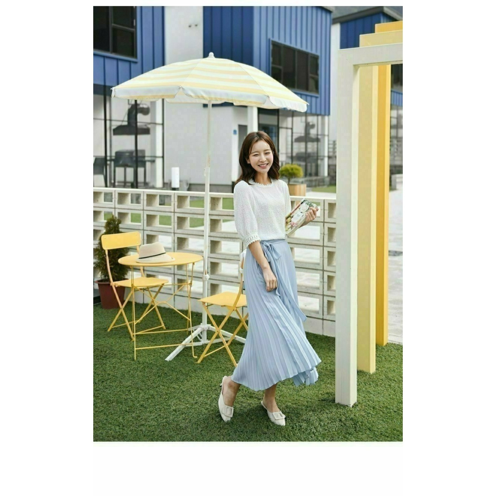 韓國女裝 Olivia 甜美蕾丝邊凹凸纹理七初袖上衣-細節圖5