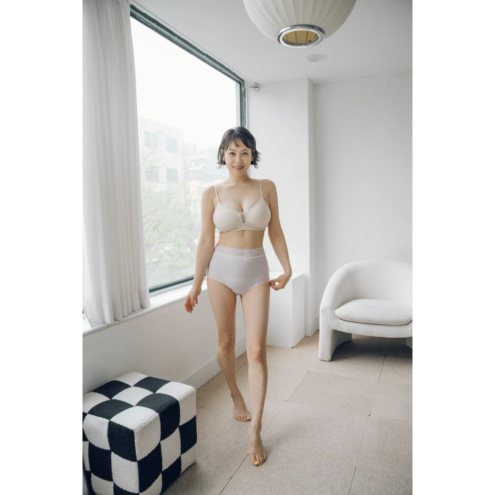 韓國女裝 YOUR123 全包裹設計 蕾絲邊菱格紋內褲-細節圖3