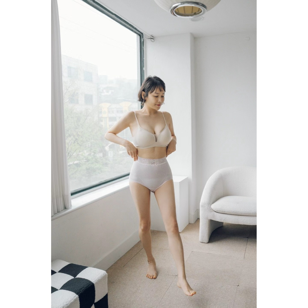 韓國女裝 YOUR123 全包裹設計 蕾絲邊菱格紋內褲-細節圖8