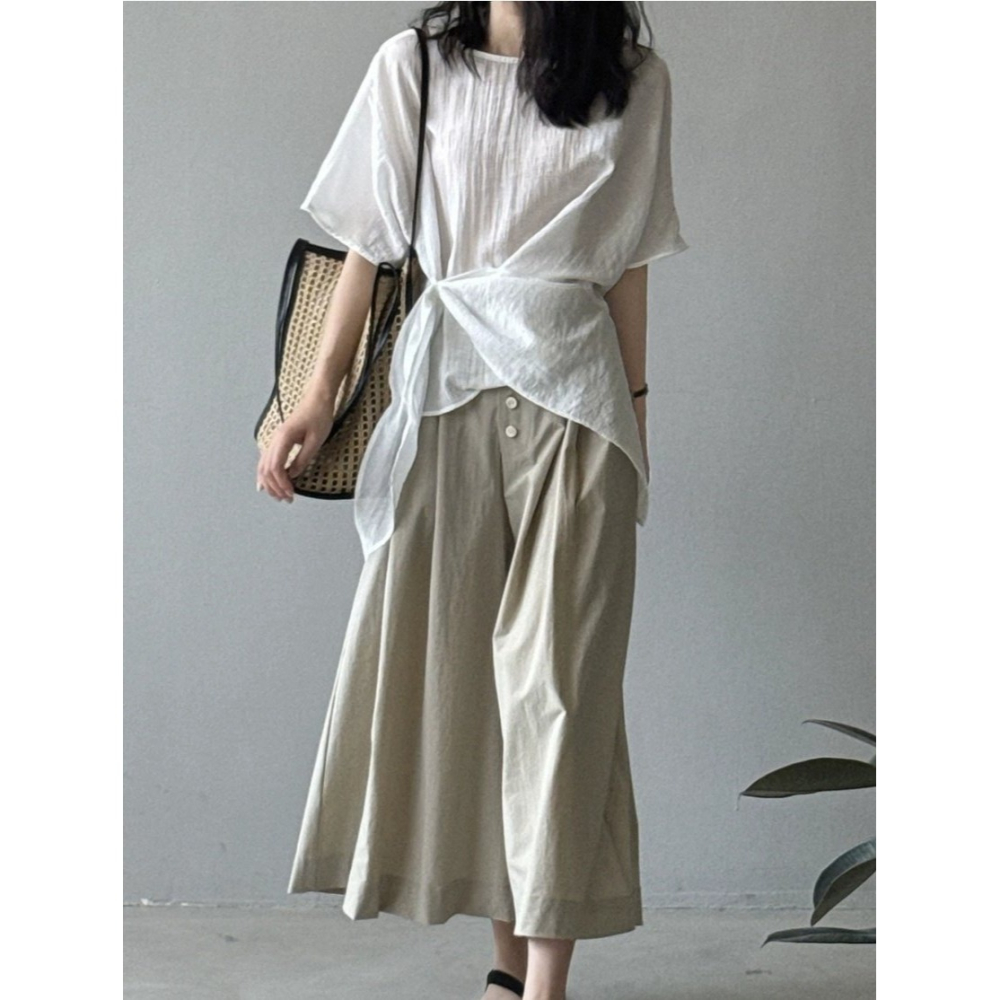 韓國女裝 Girlpowder 側斜鈕結帶無領抓皺襯衫-細節圖7