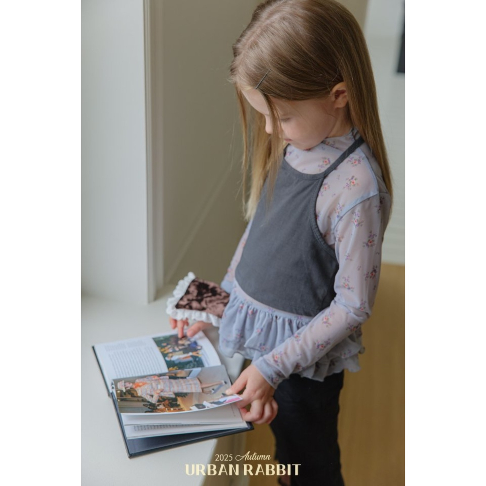 正韓童裝 Urban Rabbit 花卉風碎風雙層抓摺上衣-細節圖2