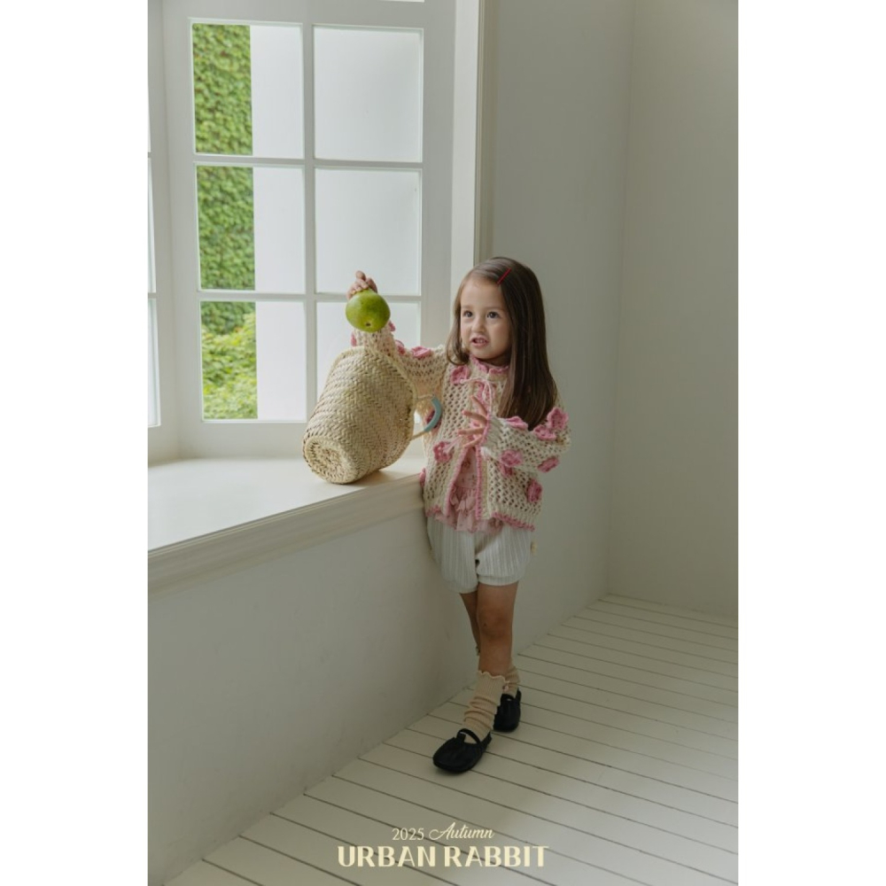 正韓童裝 Urban Rabbit 花卉風碎風雙層抓摺上衣-細節圖10