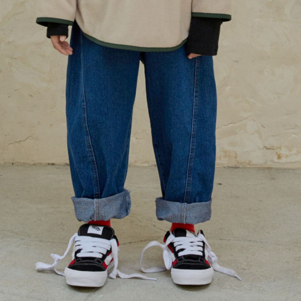 正韓童裝 NAVI / RAON 直線壓摺牛仔褲-細節圖3