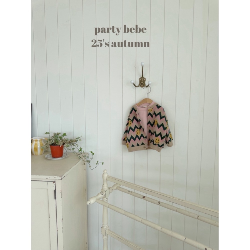 正韓童裝 PARTY KIDS 提花小熊開心微笑開襟衫-細節圖3