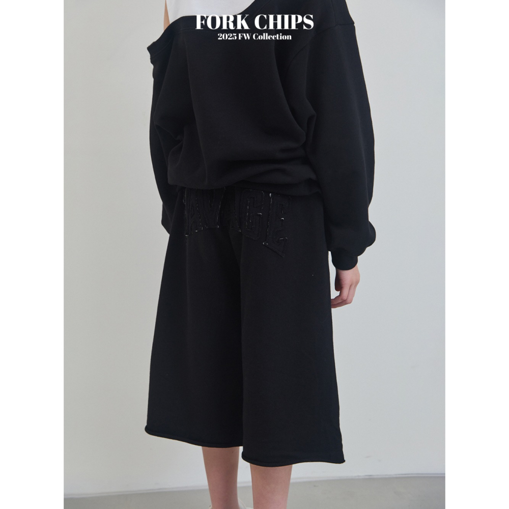 正韓童裝 Forkchips 背被英文字母寬褲-細節圖2