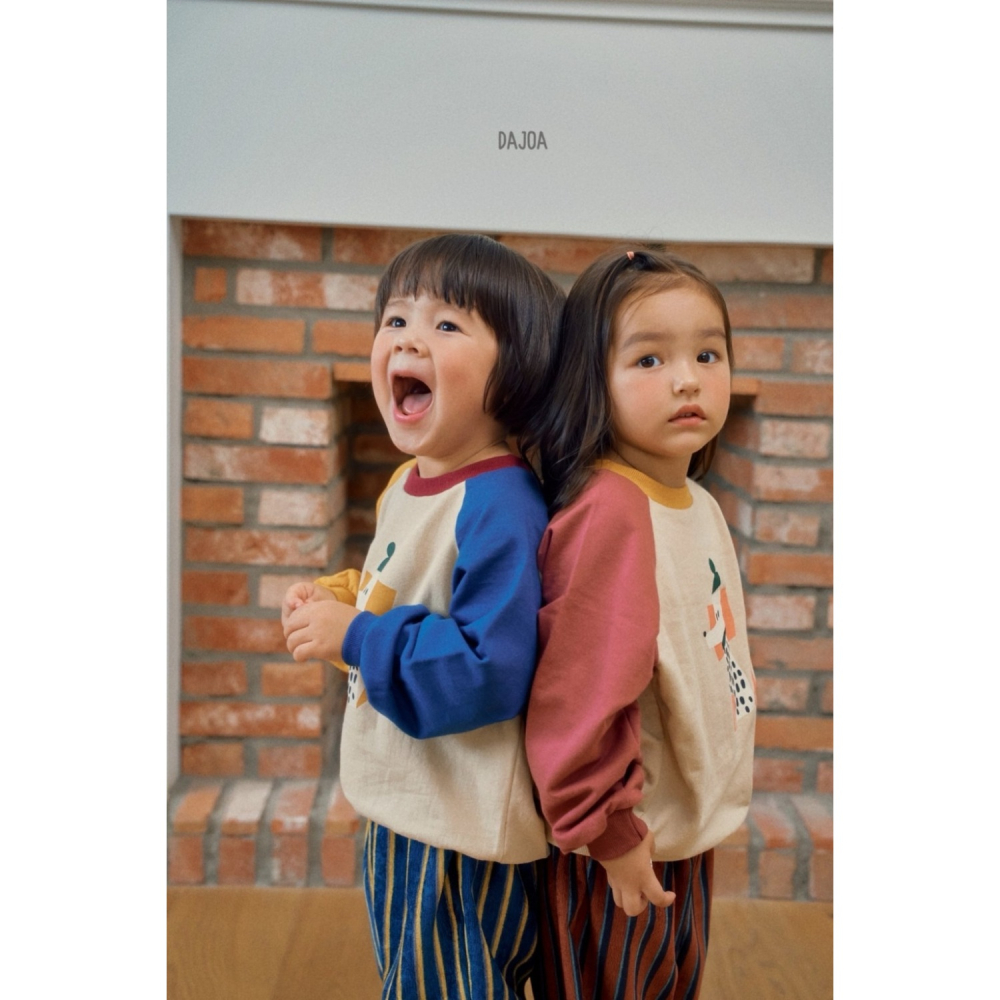 正韓童裝 DAJOA 斑點狗狗撞色衣褲套裝-細節圖2