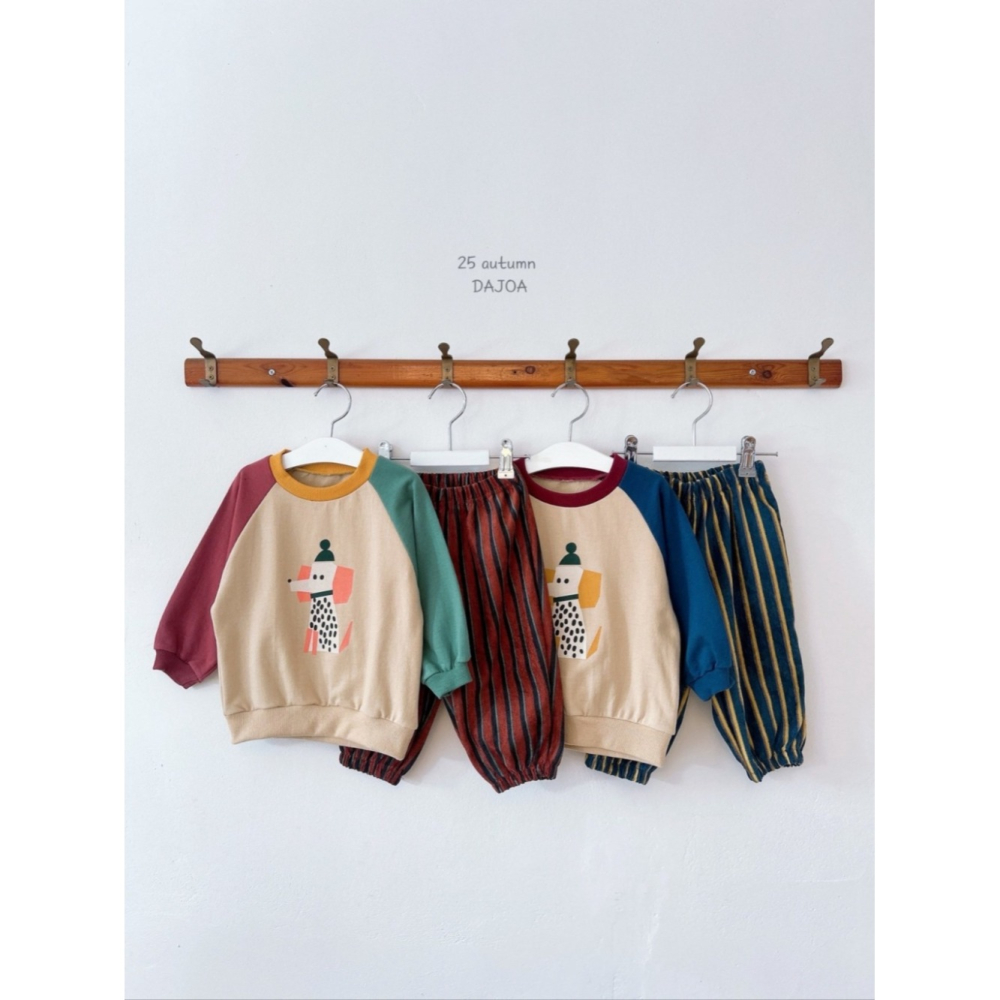 正韓童裝 DAJOA 斑點狗狗撞色衣褲套裝-細節圖7