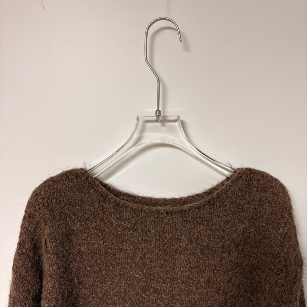 韓國女裝 Bonheur 法式縮袖口船領針織衫-細節圖4