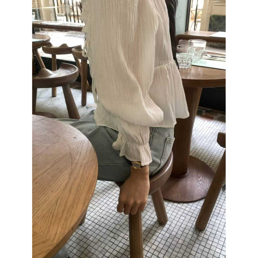 韓國女裝 Dressroom 愛心領蝴蝶結皺摺低領衫-細節圖4