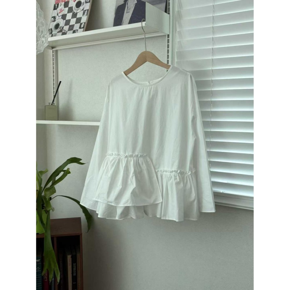 韓國女裝 Caroline 不對稱打摺娃娃衫上衣-細節圖4