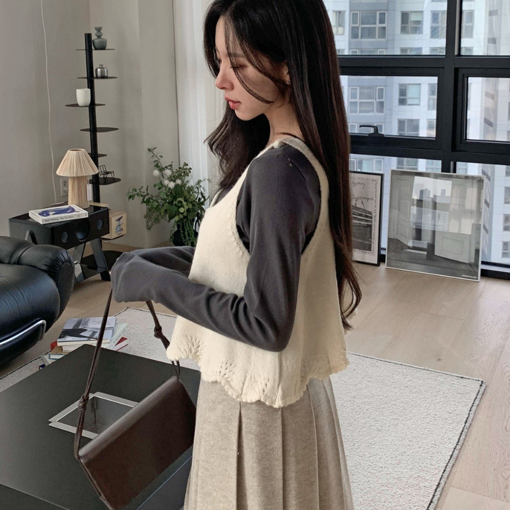 韓國女裝 Sf  吊帶針織波浪下擺娃娃造型背心-細節圖11