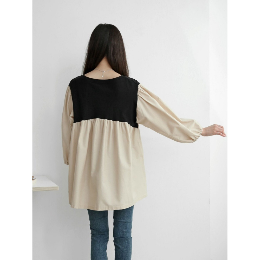 韓國女裝 Amy 撞色拼接寬鬆壓摺傘狀襯衫型上衣-細節圖4