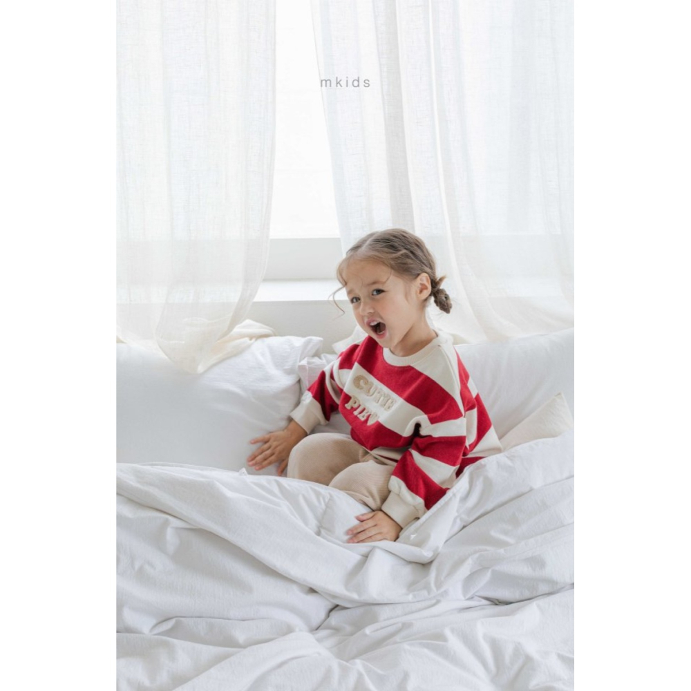 正韓童裝 M-KIDS 可愛粗橫條大學T-細節圖3