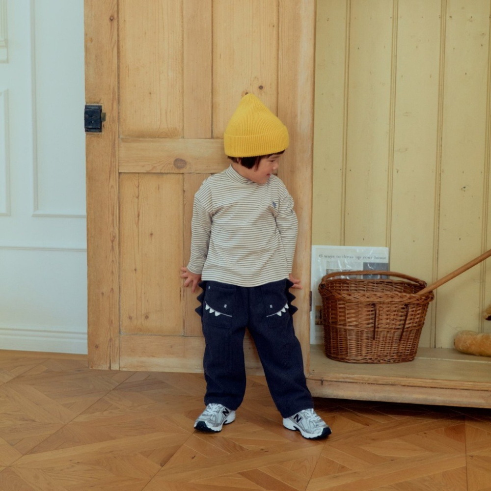 正韓童裝 1st blue 鬆緊腰口袋恐龍燈芯絨長褲-細節圖8