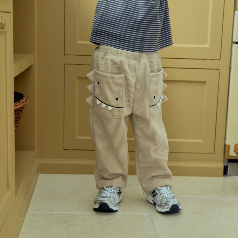 正韓童裝 1st blue 鬆緊腰口袋恐龍燈芯絨長褲-細節圖9