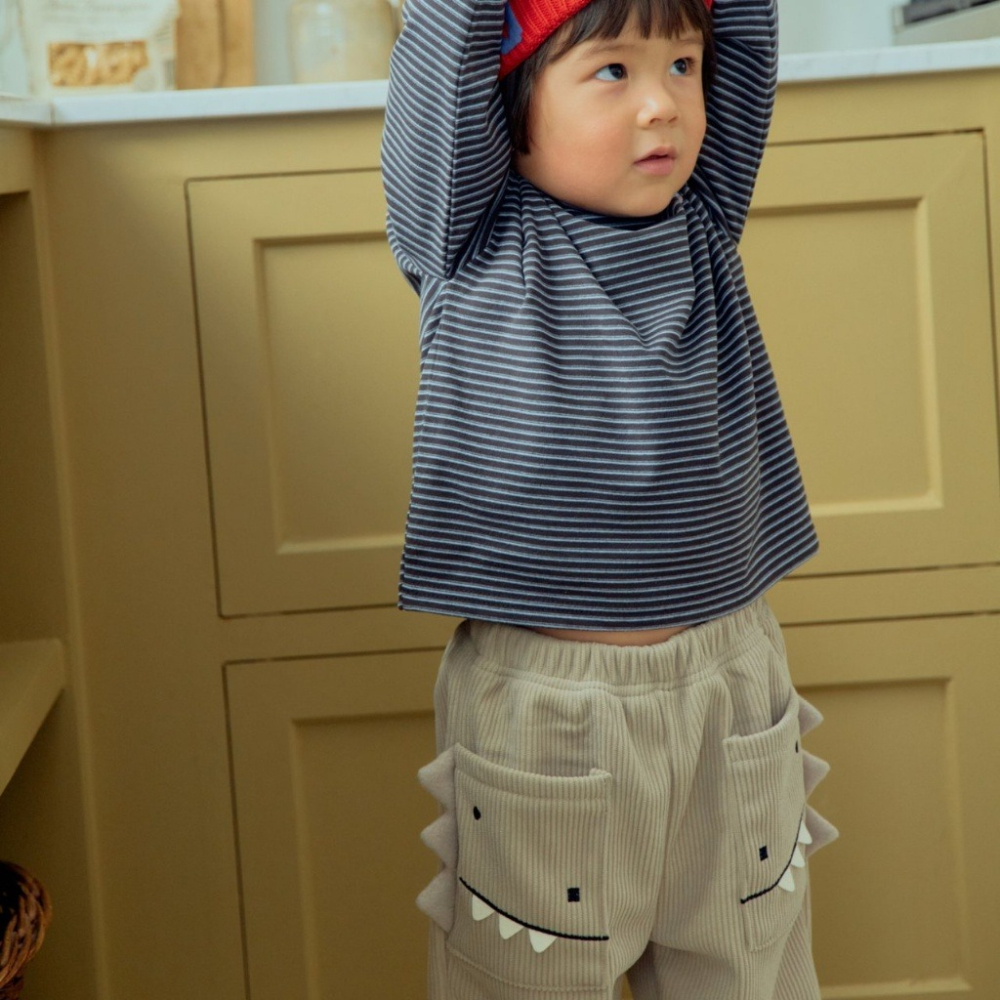 正韓童裝 1st blue 鬆緊腰口袋恐龍燈芯絨長褲-細節圖10