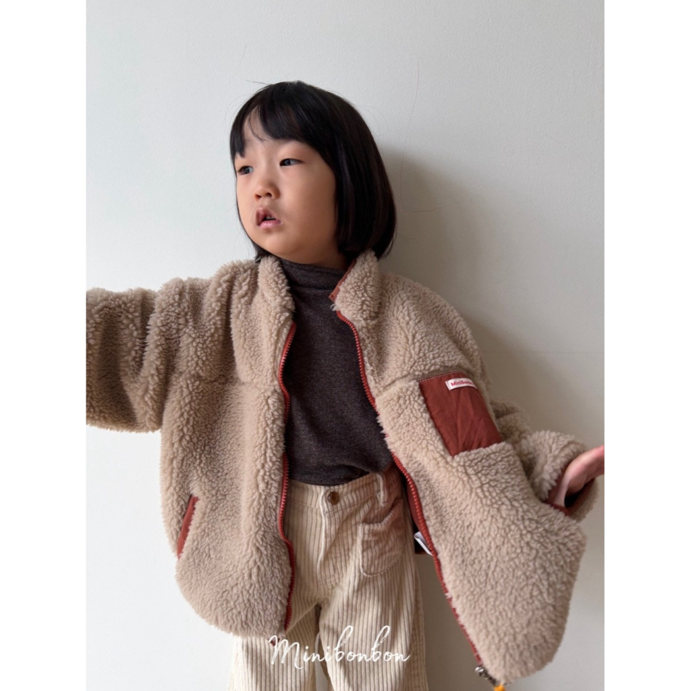 正韓童裝 MINI BONBON 暖呼毛絨感夾克外套-細節圖2