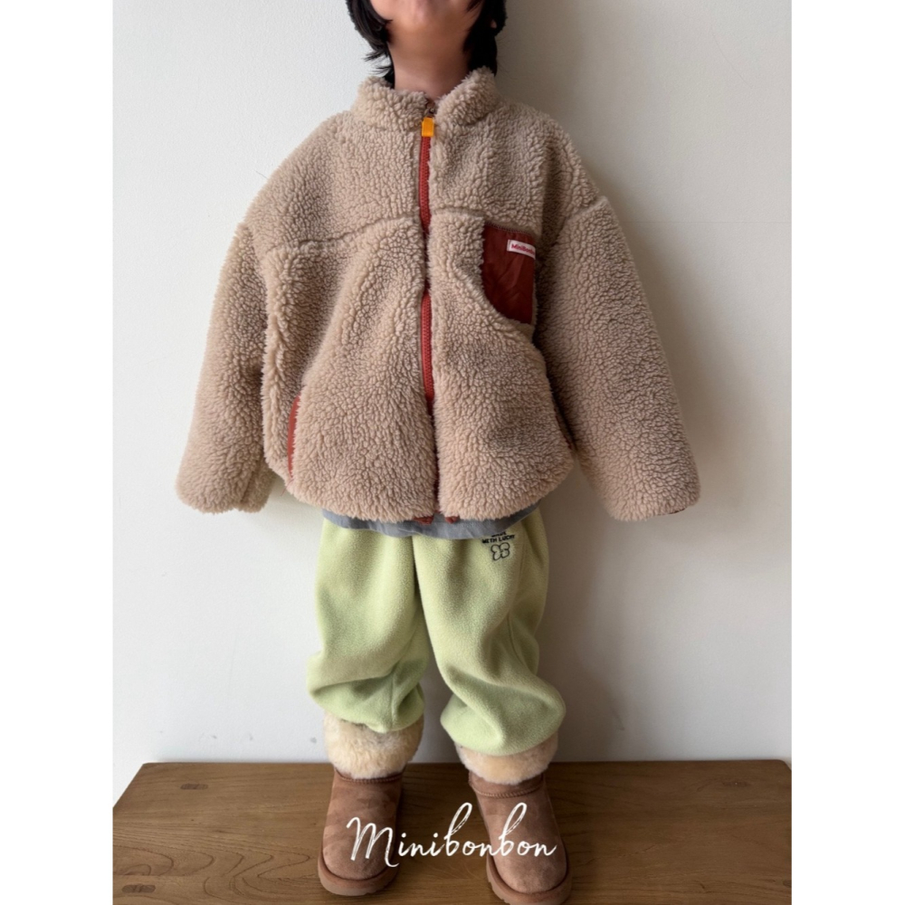 正韓童裝 MINI BONBON 暖呼毛絨感夾克外套-細節圖10