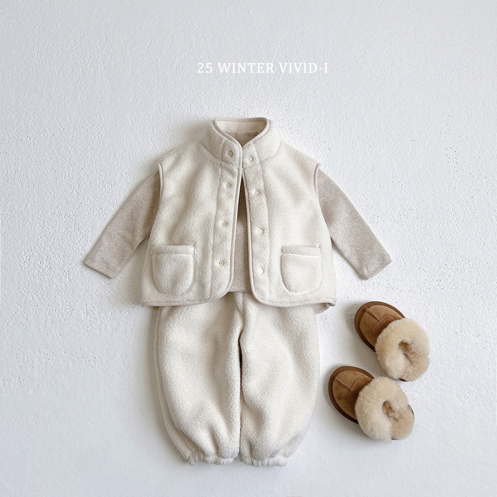 正韓童裝 vivid I 泰迪小熊保暖毛絨觸感口袋背心-細節圖4