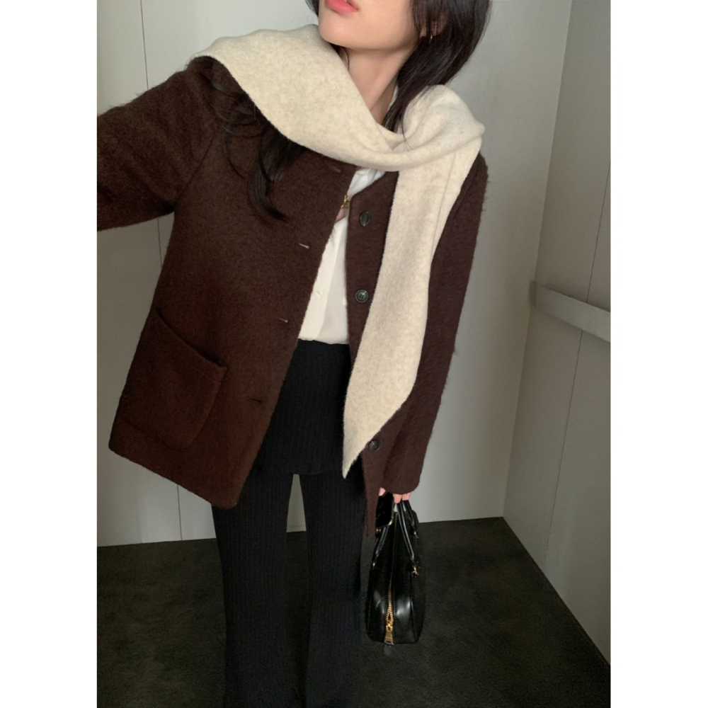 韓國女裝 Ouir 歐膩溫柔小姐姐風無領羊毛保暖外套-細節圖6
