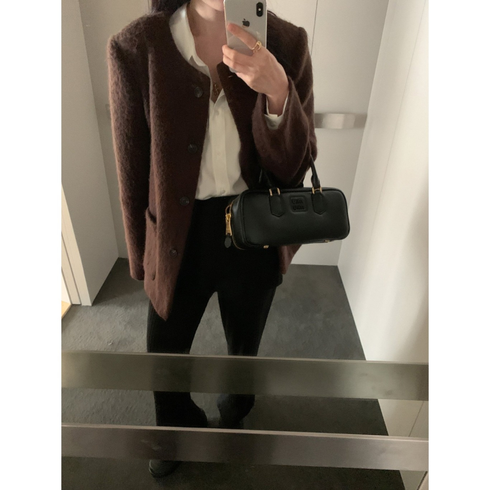 韓國女裝 Ouir 歐膩溫柔小姐姐風無領羊毛保暖外套-細節圖8