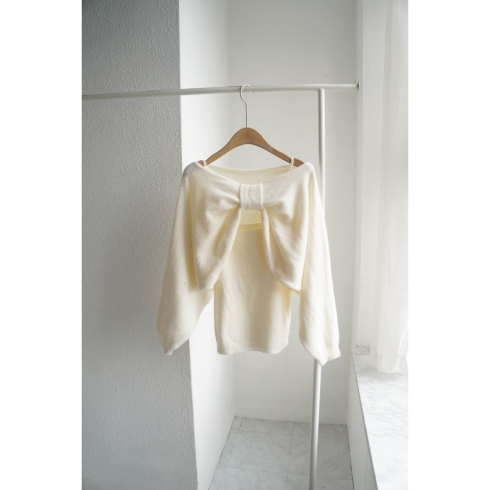 正韓女裝 ADO 大蝴蝶結針織衫-細節圖7