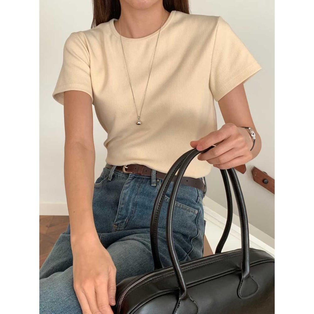 韓國女裝 Chocolate 春款簡約素面細領休閒T-細節圖3