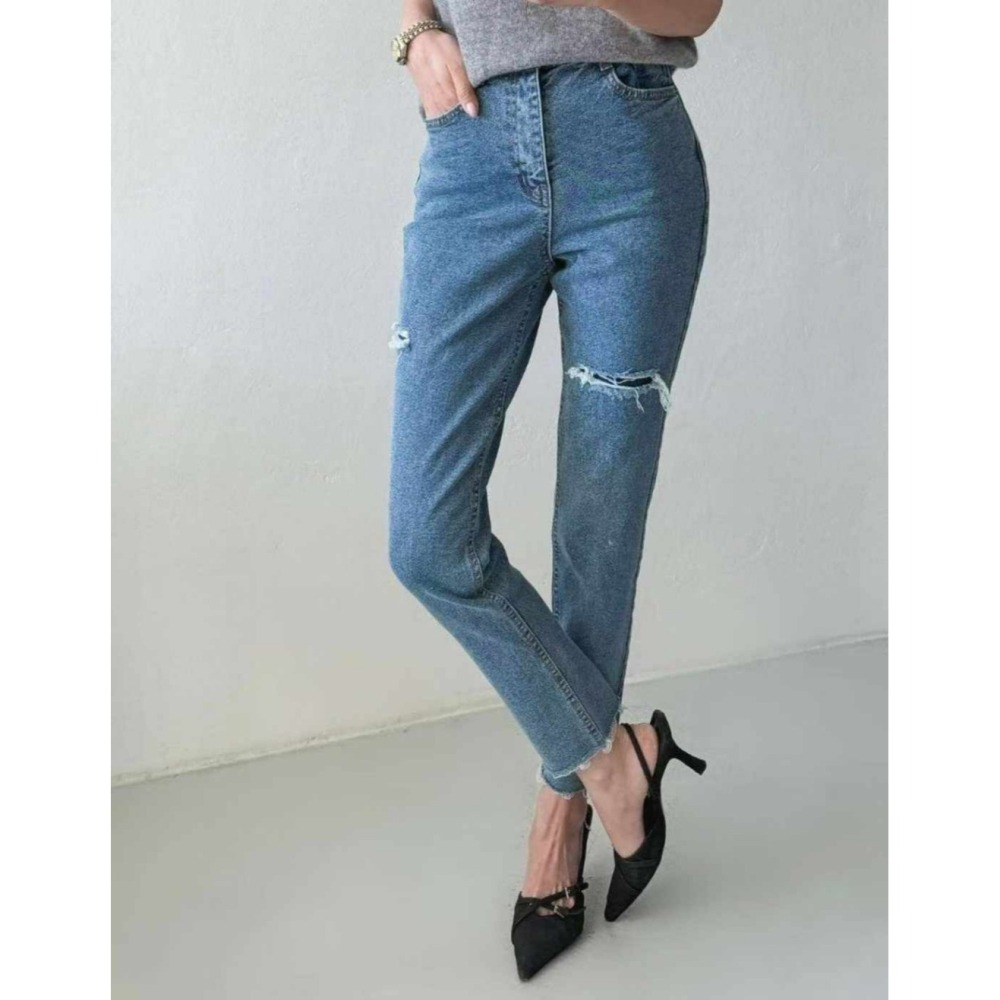 正韓女裝  Labor 超顯瘦線條的割破日常牛仔褲-細節圖8