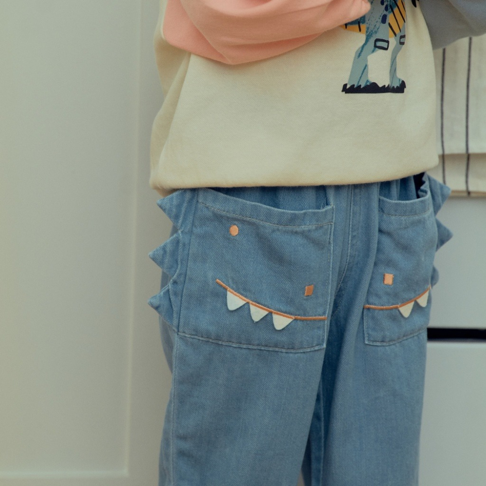 正韓童裝  1st blue 恐龍大口袋牛仔褲-細節圖2
