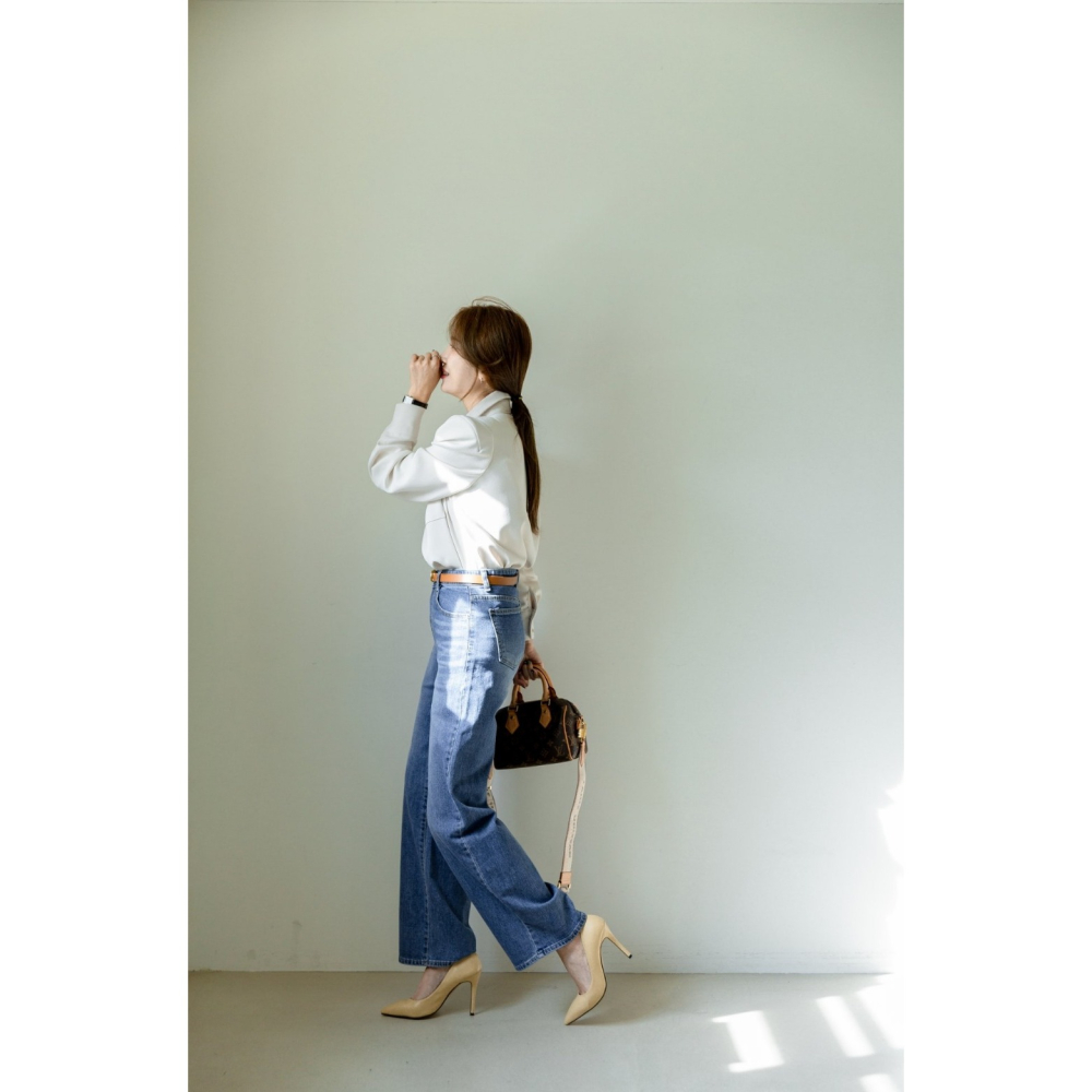 韓國女裝 96Place 經典俐落直刷中寬牛仔褲-細節圖4