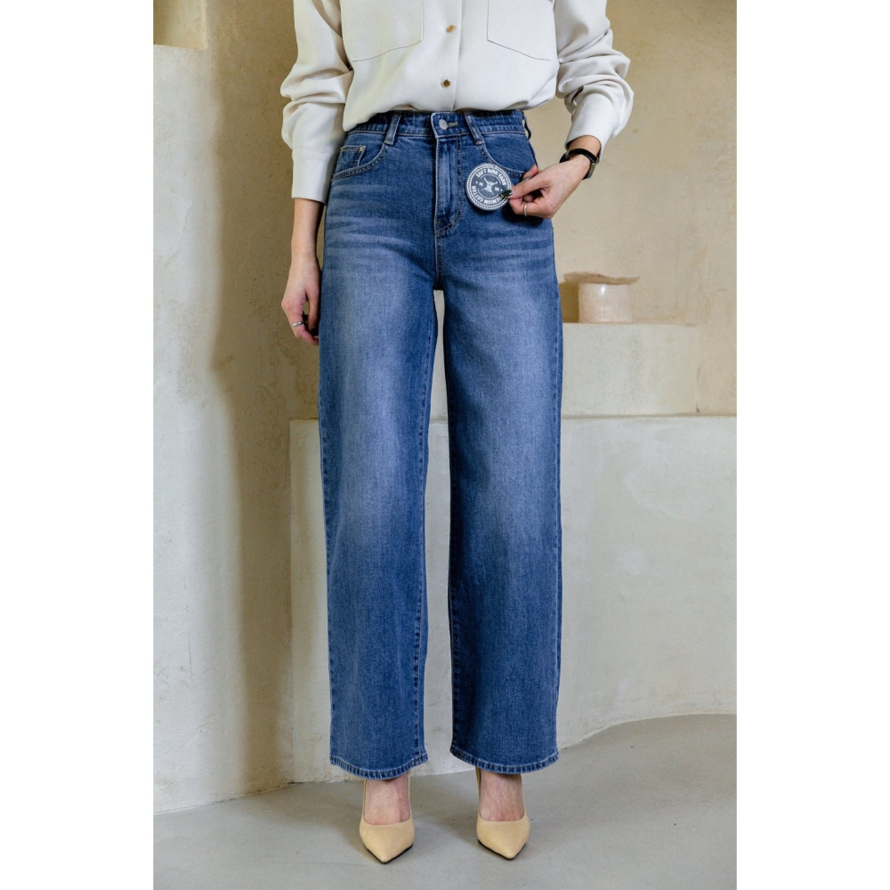 韓國女裝 96Place 經典俐落直刷中寬牛仔褲-細節圖10