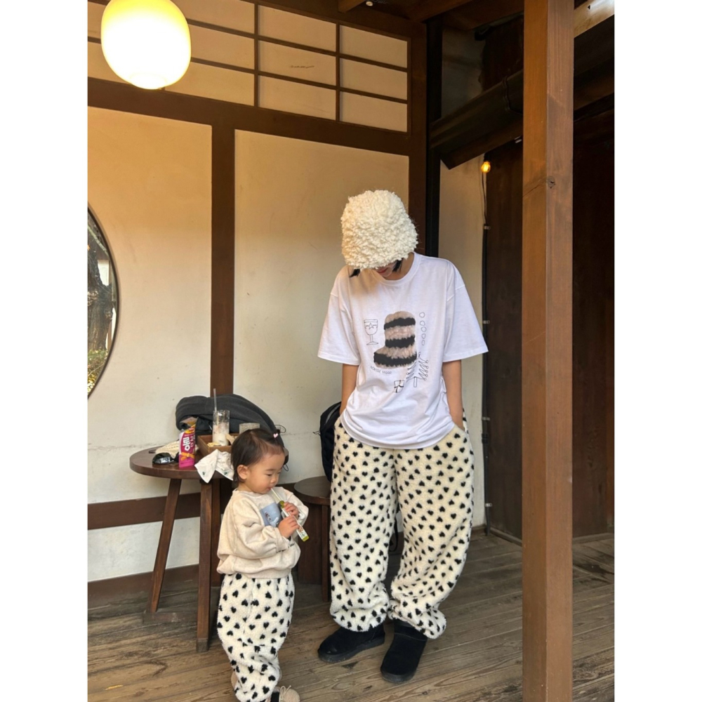 韓國女裝 Theline 毛皮靴繪圖示短袖落肩棉T-細節圖2